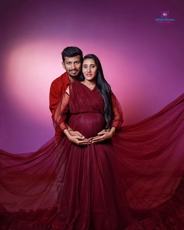 Celebrate Motherhood with a Maternity Photoshoot in Coimbatore | ATHINI PHOTOS™
