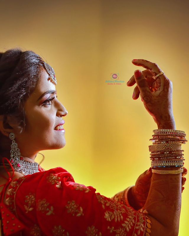 Enchanting Bridal Photo Shoot in Coimbatore Gowrikrishnan & Monica's Love Story