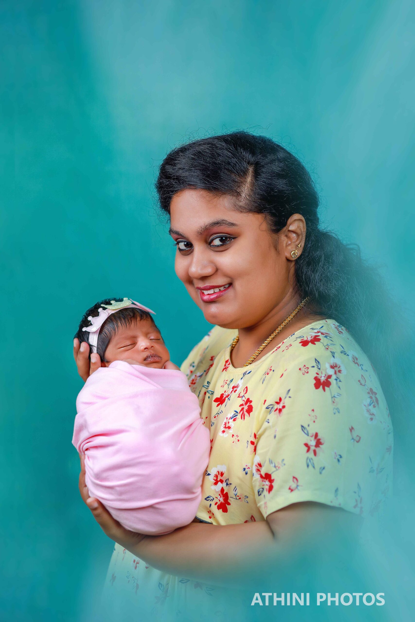 Newborn Photoshoot at Ukkadam, Coimbatore: Capturing Precious Moments with Athini Photos 
