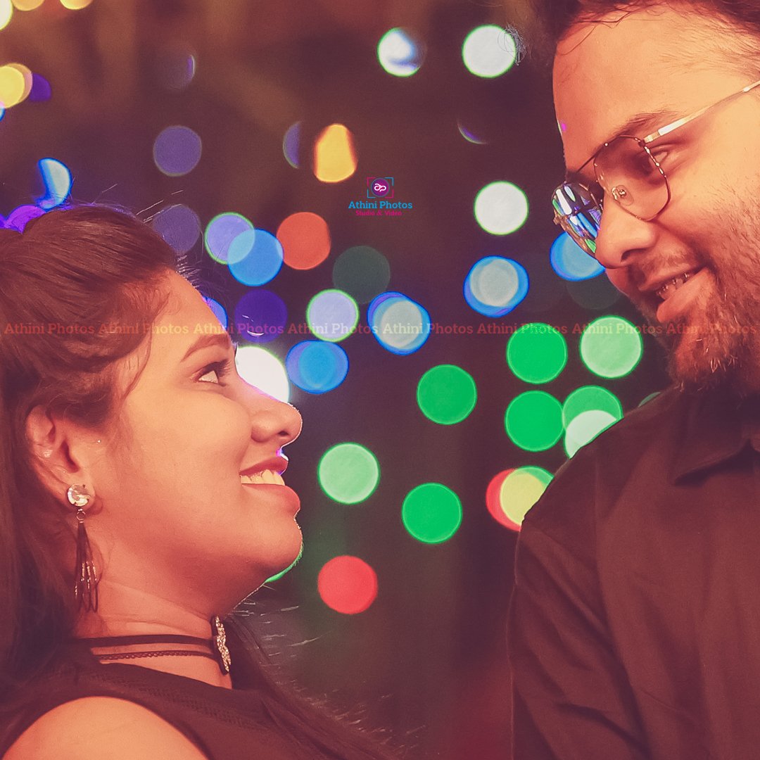 Gokul & Karthika's Enchanting Pre-Wedding Photoshoot | Athini Photos Explore the magical moments captured at Gokul and Karthika's pre-wedding photoshoot by Athini Photos. Discover unique poses, stunning locations, and creative photography techniques that made their love story come alive through the lens.
