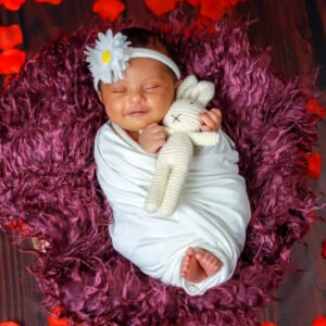 Read more about the article Capturing Precious Moments: How to Organize & Plan Your Newborn’s Photo Shoot