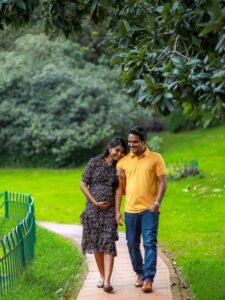 Read more about the article Sudharshana Maternity Photoshoot Coimbatore Athini Photos