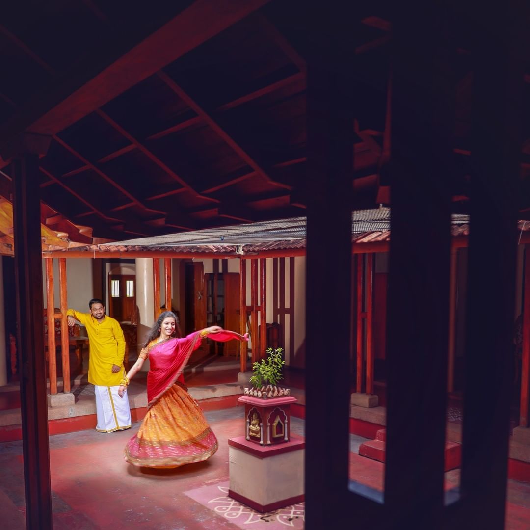 Read more about the article Capturing Love in Coimbatore: 10 Best Pre-Wedding Photoshoot Places”