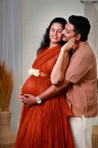 Read more about the article Celebrating New Life: Sivani Sadam’s Radiant Maternity Photoshoot in Coimbatore